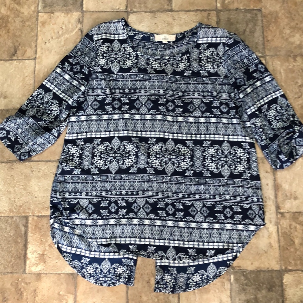 Cute top!
